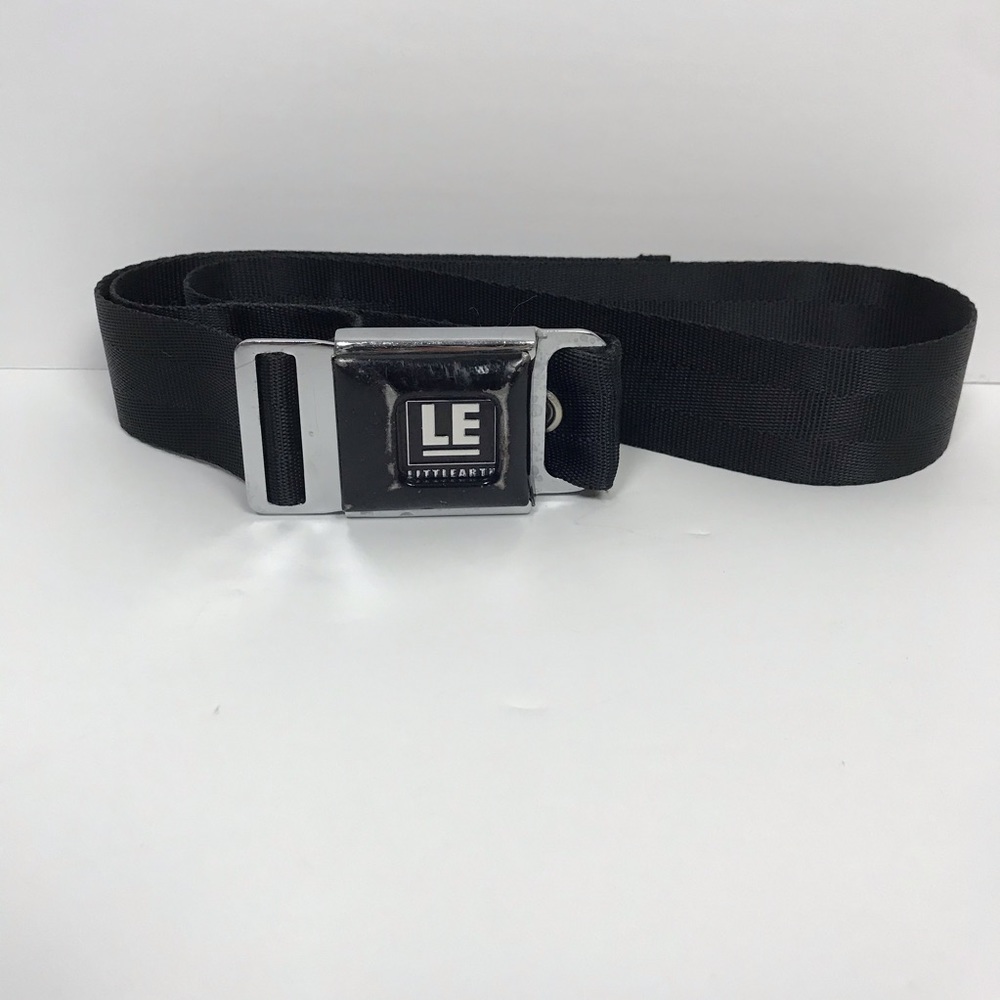 Little earth buckle snap belt
